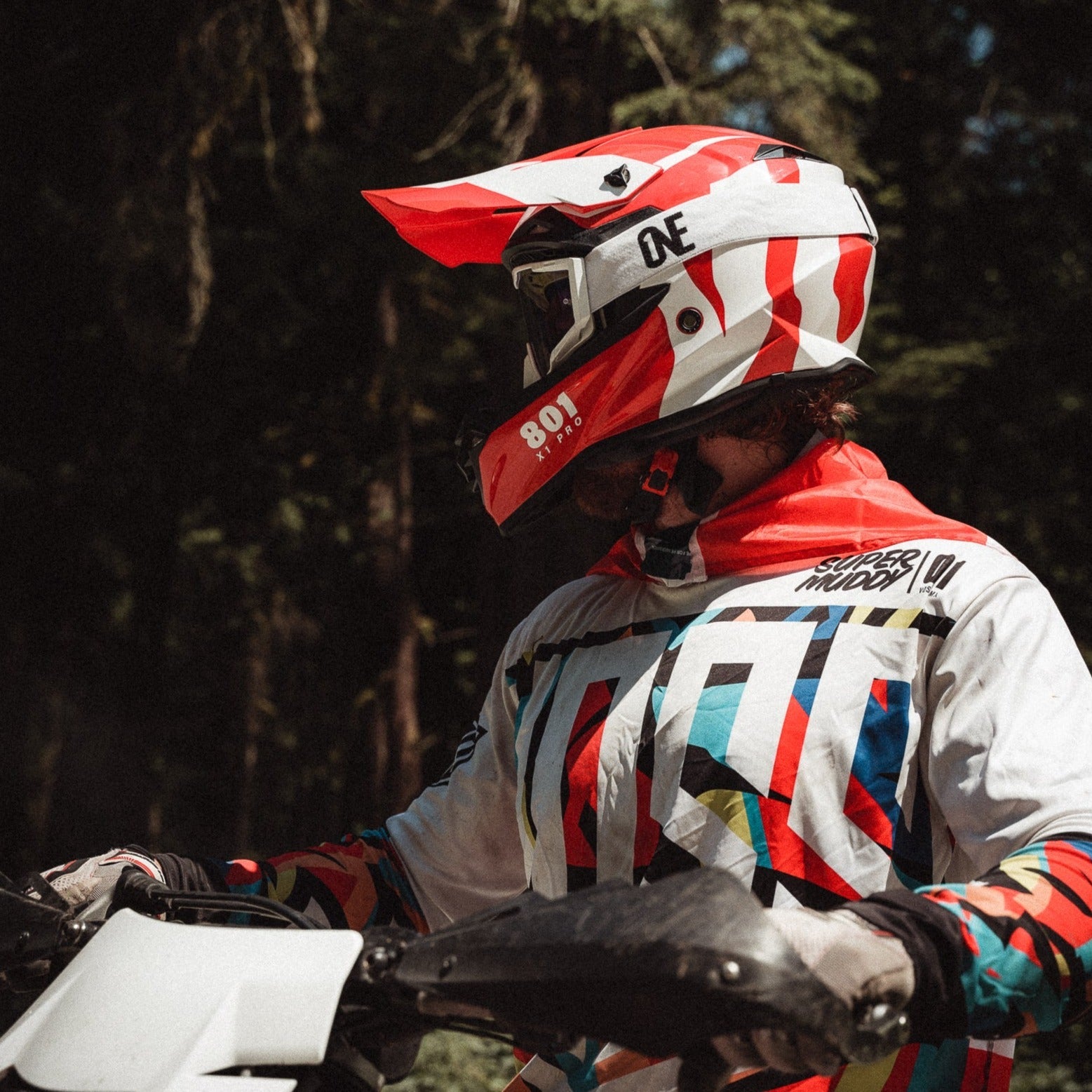 Voss 801 X1 Pro Dirt Red/ White Wavy Helmet