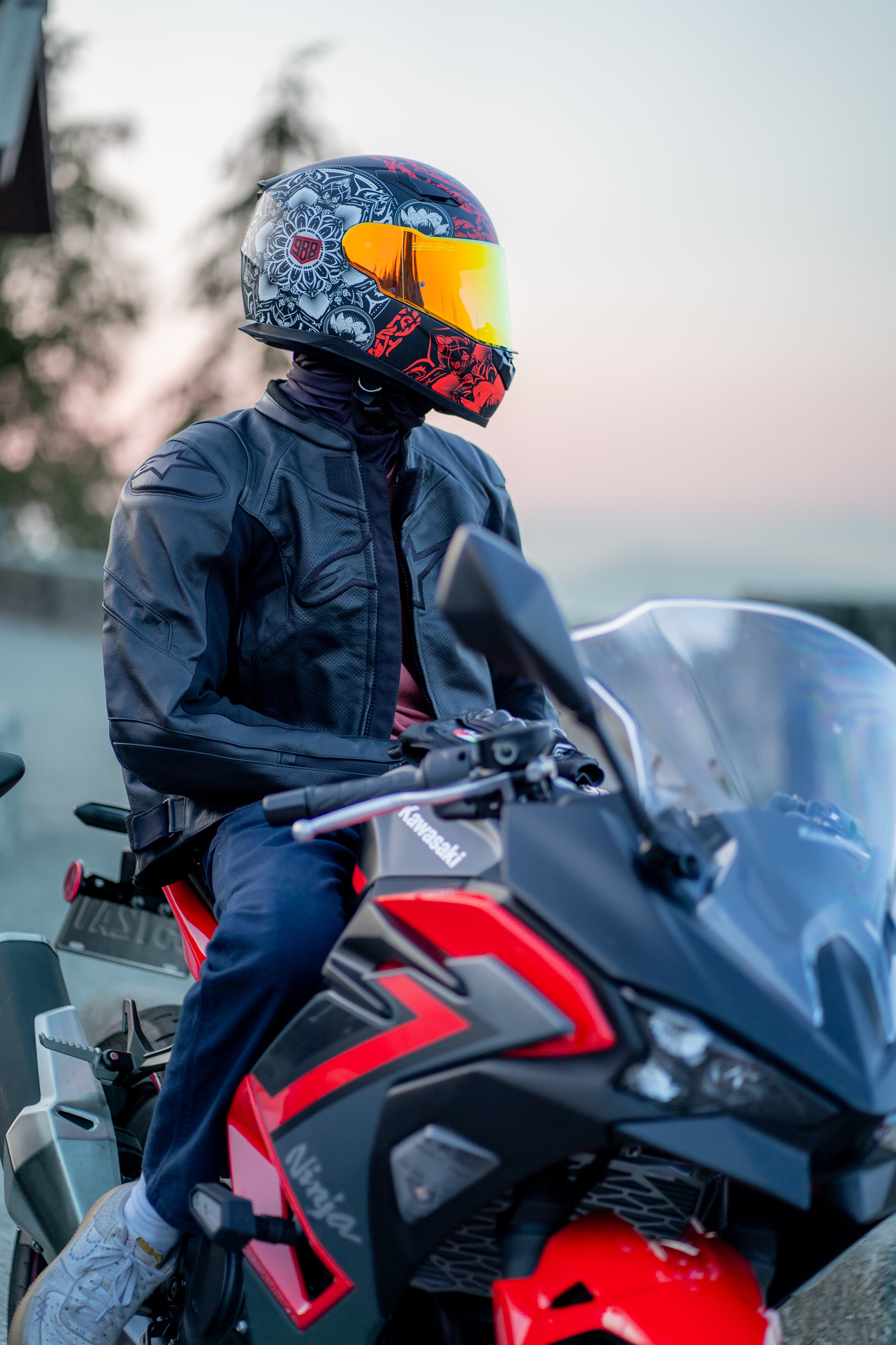 Voss 988 Moto-1 Matte Red Mandala Helmet