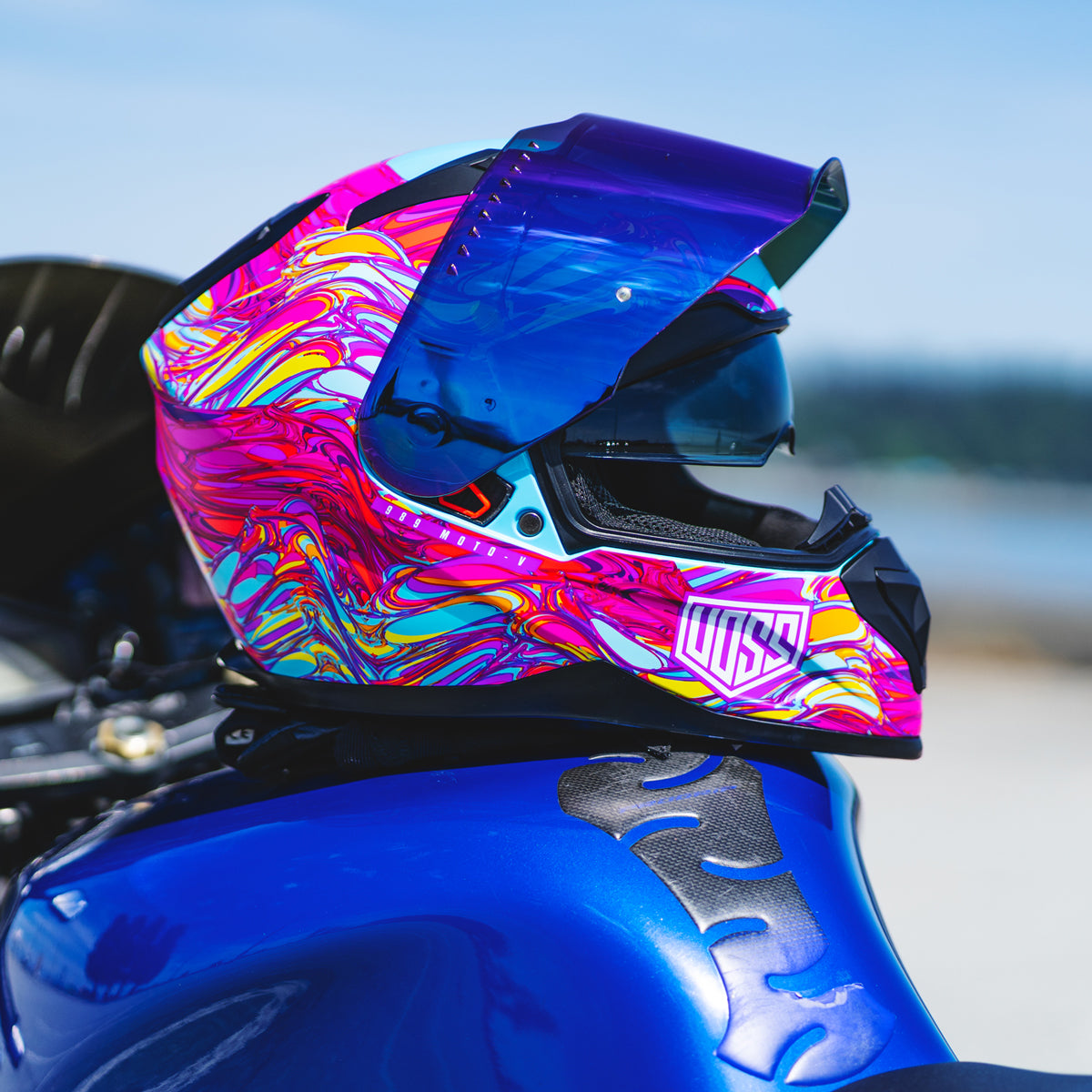 VOSS 989 MOTO-V MELTING POINT HELMET