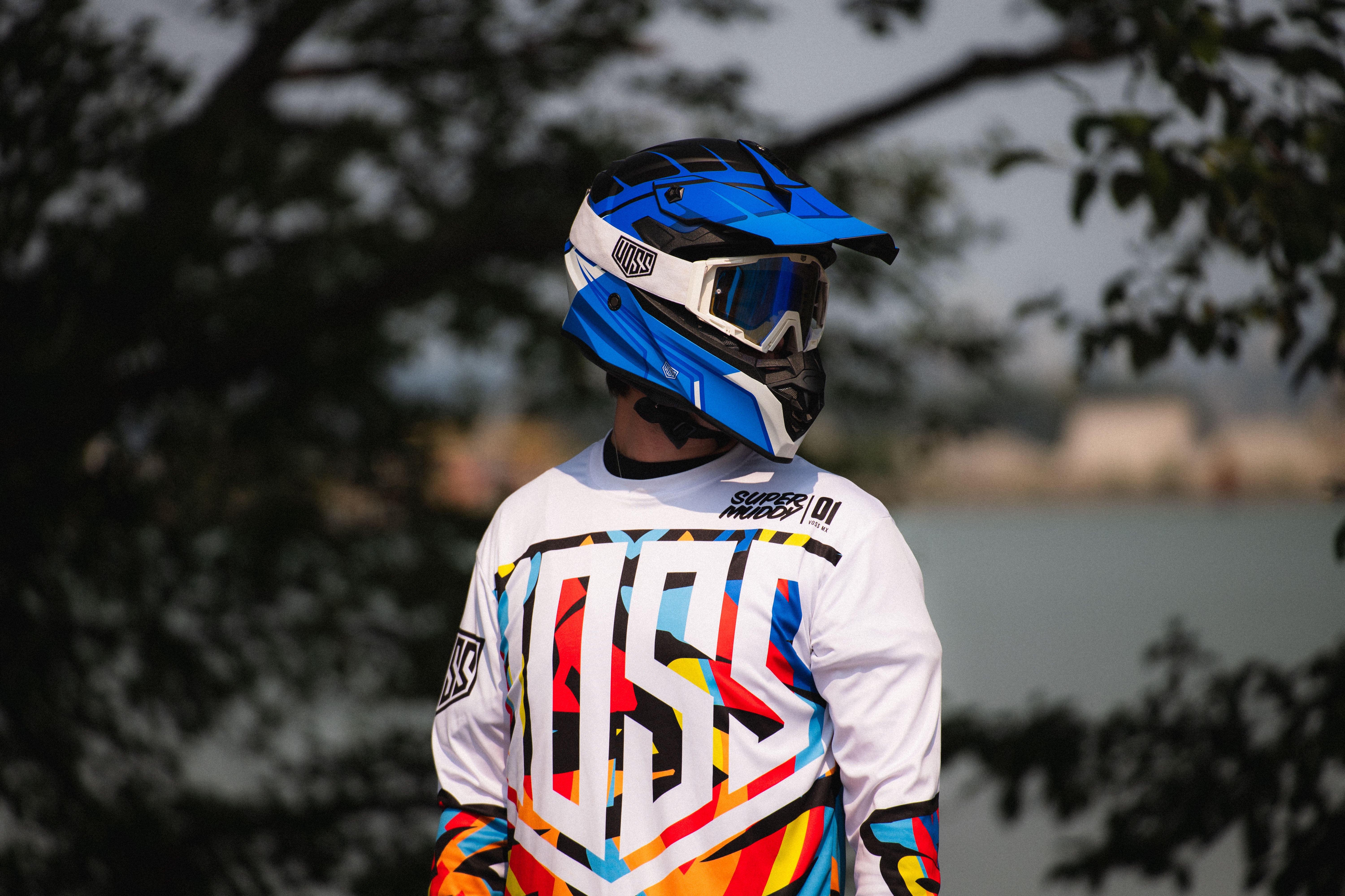 Pre-Sale | VOSS 801 X1 PRO QUANTUM BLUE HELMET